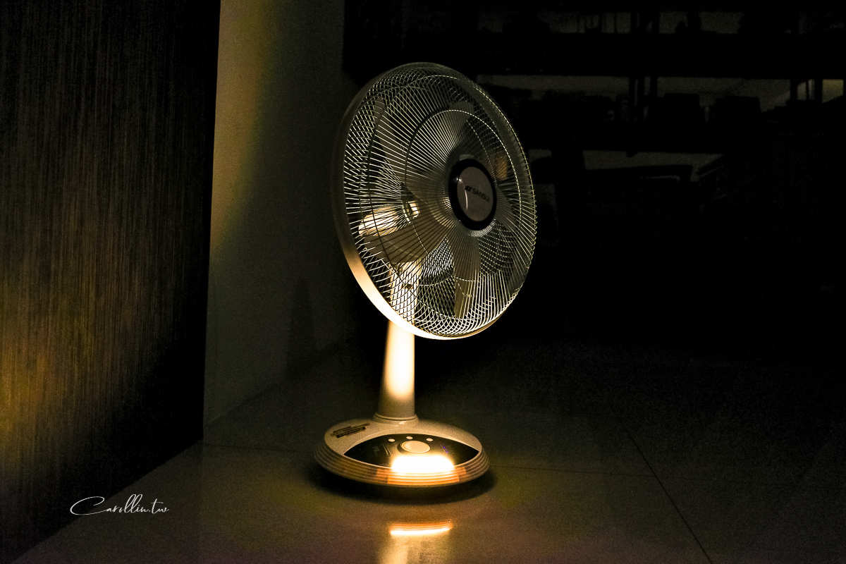 LED驅蚊照明DC風扇SDF-14M01|超適合帶出門的驅蚊露營電扇,停電神救援的充電式電風扇