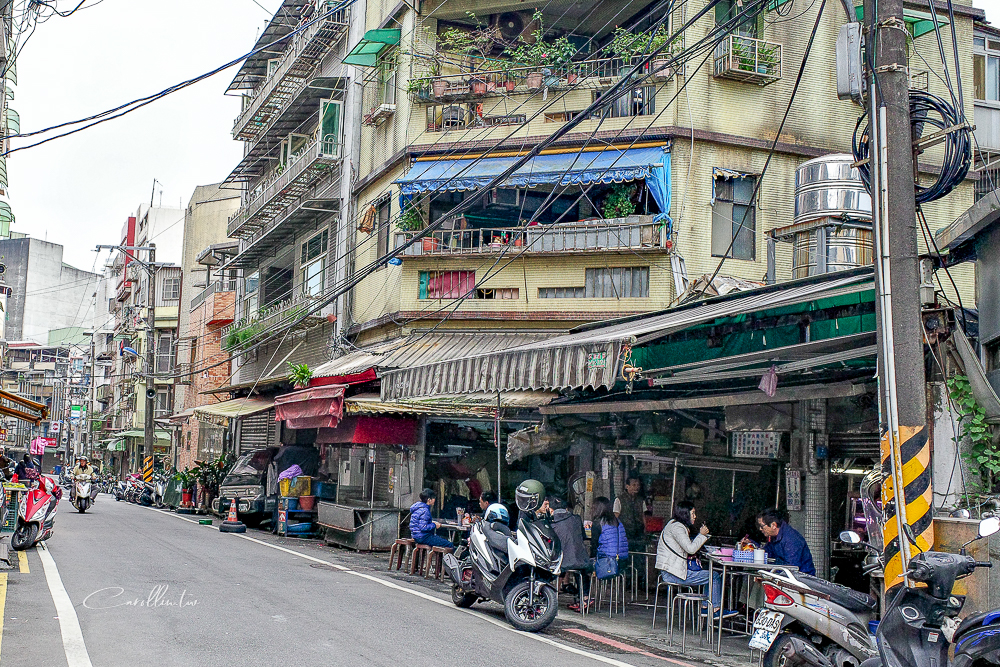 基隆美食 和平島米苔目 在地人推薦小吃 市場裡的隱藏版豐盛早餐 卡琳 摸魚兒趣