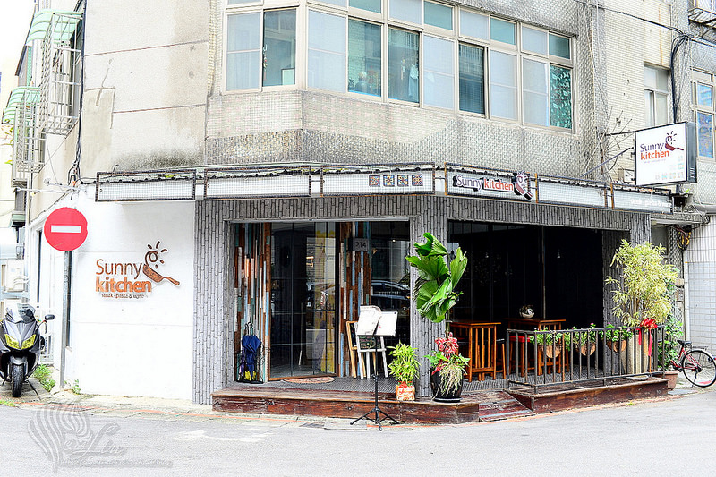 【美食】台北。大安區《Sunny Kitchen》時尚歐式餐廳 x 咖啡 x 早午餐 x 輕食