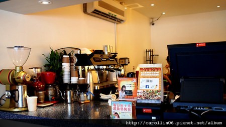 COFFEE 88 現烘咖啡專賣店：就愛好咖啡-COFFEE 88  冠軍咖啡『滿山紅』