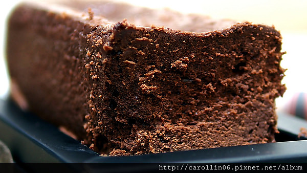 【開箱食記】台中。《Chochoco：搖滾生巧克力蛋糕》純粹巧克力蛋糕