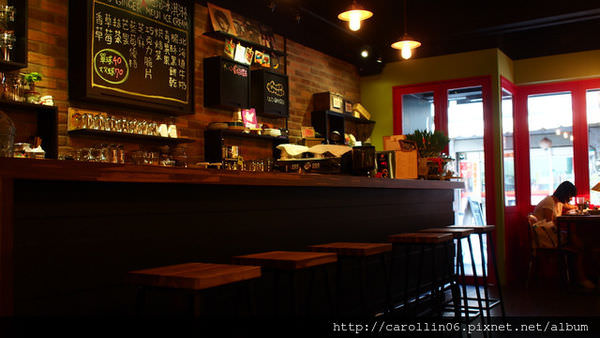 【飲記】《老薑咖啡 Old Ginger Cafe & Vintage 》政大周遭新開幕！